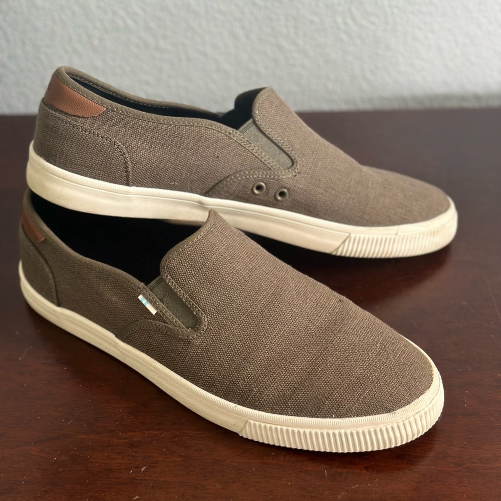 Toms Baja slip on sneaker